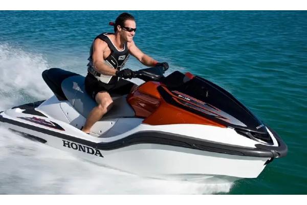  Чехол на гидроцикл Honda 