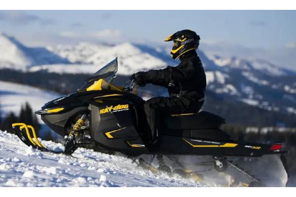  Чехол на снегоход Ski-doo 